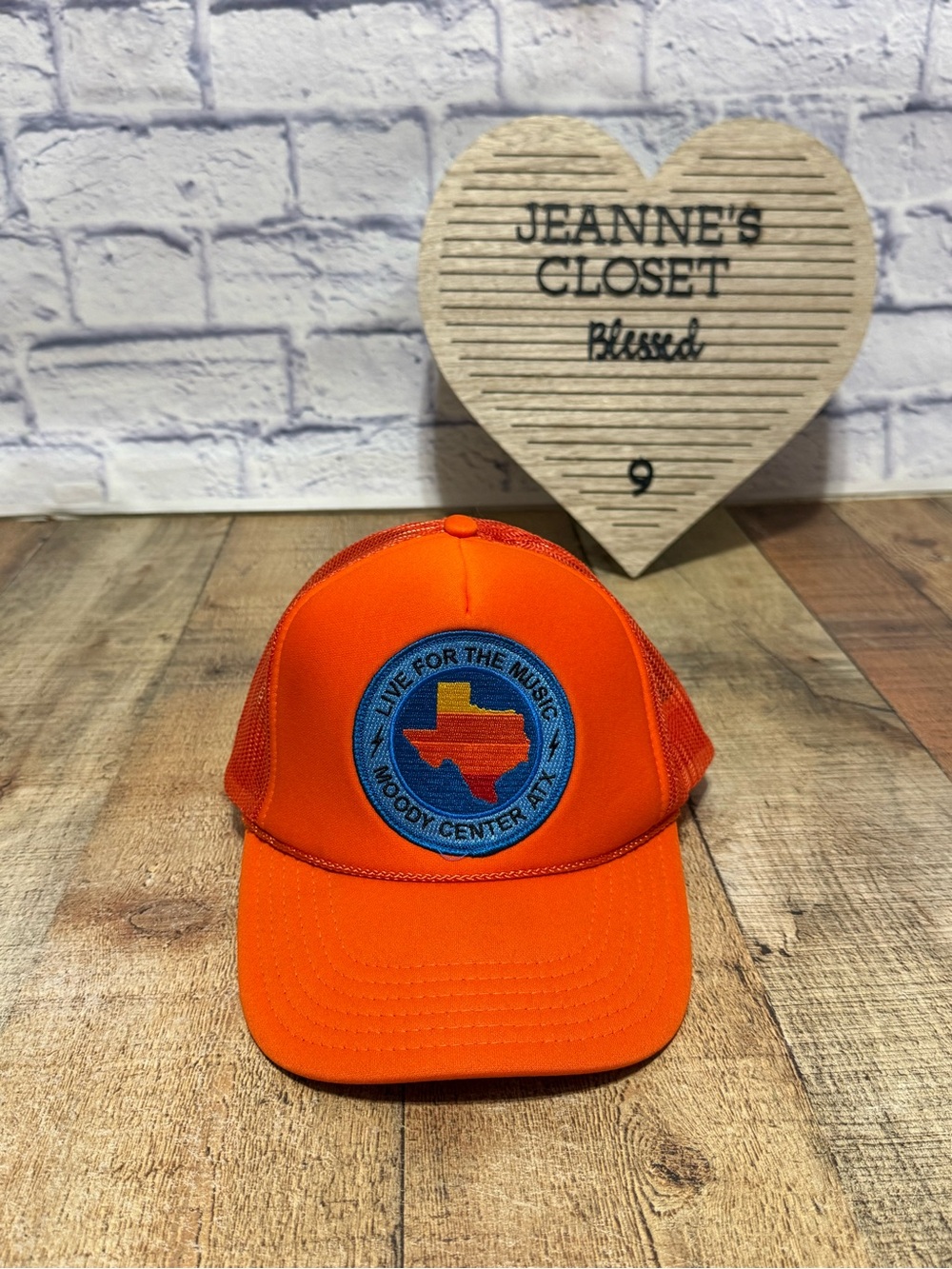 AVIATOR NATION Trucker Hat Moody Center ATX Austin Live For The Music Snapback
T